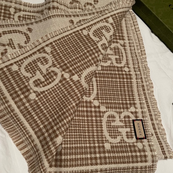 GG WOOL JACQUARD SCARF - Picture 4 of 7